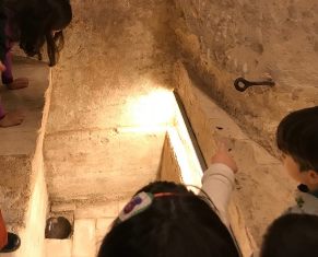 Xafa i Xof! Itinerari familiar al celler i el jardí Xafa i Xof! Itinerari familiar al celler i el jardí