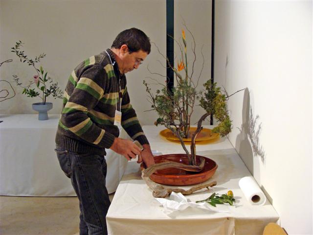 Alumnado participante en la exposición de la Escuela Valenciana de Arte Floral