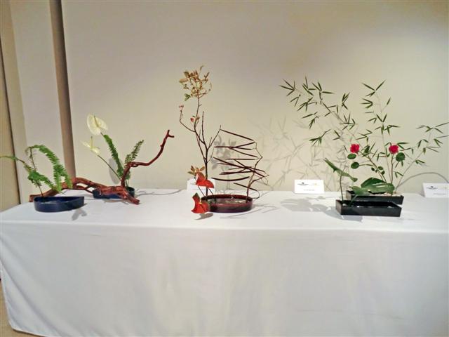 Trabajos de Ikebana. Escuela Valenciana de Arte Floral. Vista parcial