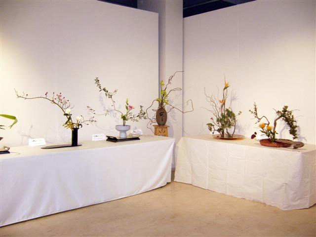 Trabajos de Ikebana. Escuela Valenciana de Arte Floral. Vista parcial