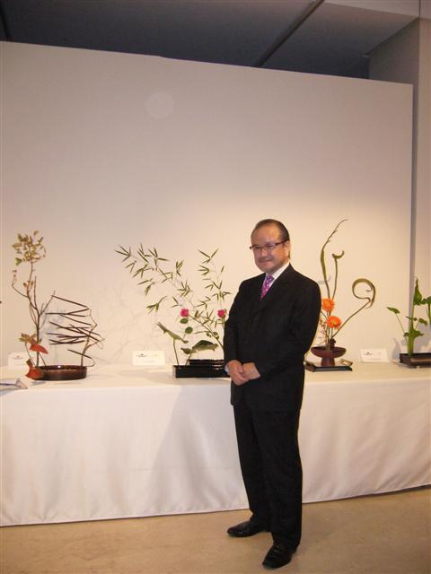 Maestro Toshihito Unno y Exposición de trabajos de Ikebana de la Escuela Valenciana de Arte Floral