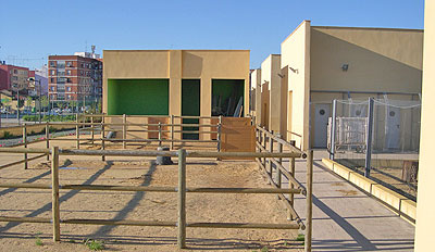 Centro municipal de acogida de animales exóticos y avifauna urbana