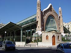 Vista exterior del Mercado Colón