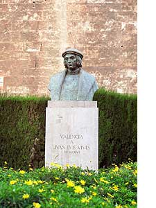 Busto de Juan Luis Vives Busto de Juan Luis Vives
