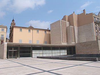 Exterior de la plaza