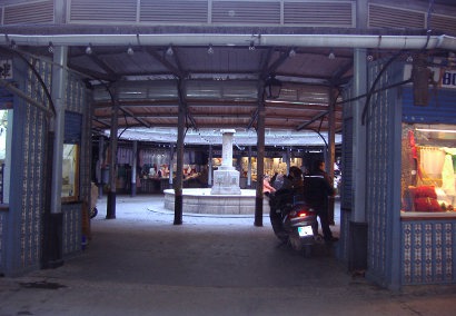 PLAZA 1b.JPG